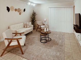 1700 SW 16th Ct APT C8, Gainesville, FL 32608