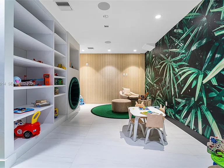 17550 Collins Ave #Penthouse 1 — Photo 64