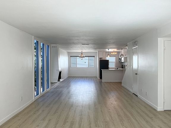 5th image of 418 S Palm Dr APT 4