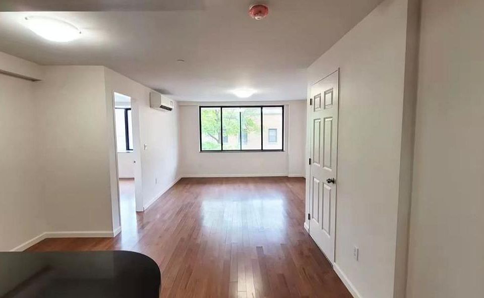 1st image of 13646 41st Ave Unit 3AD
