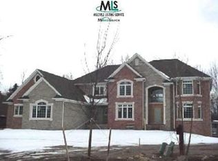 18125 Laurel Springs Ct, Northville, MI 48167