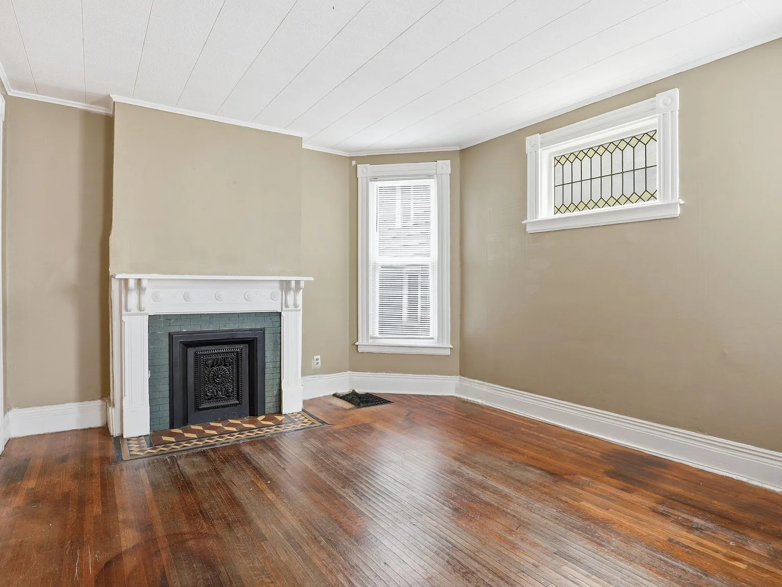 2 bed, 1050 sqft, $1,550 — Photo 4