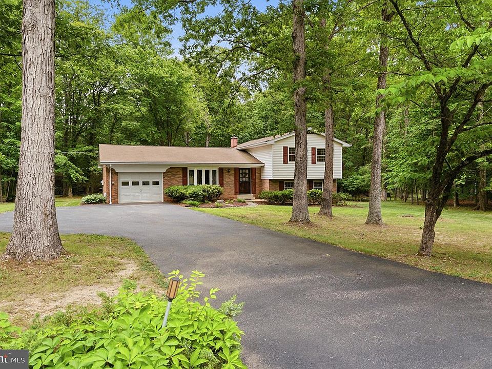 1st image of 9618 Randall Dr