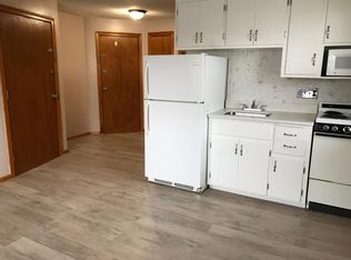 130 Taylor St #D, Waltham, MA 02453