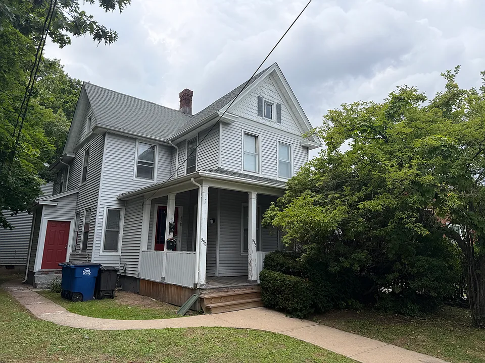 558 Central Ave #2