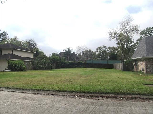 1st image of 3815 Peach Tree Ct