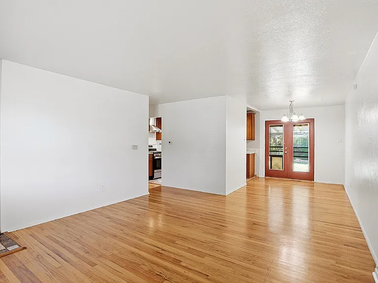 716 S Jersey St — Photo 4