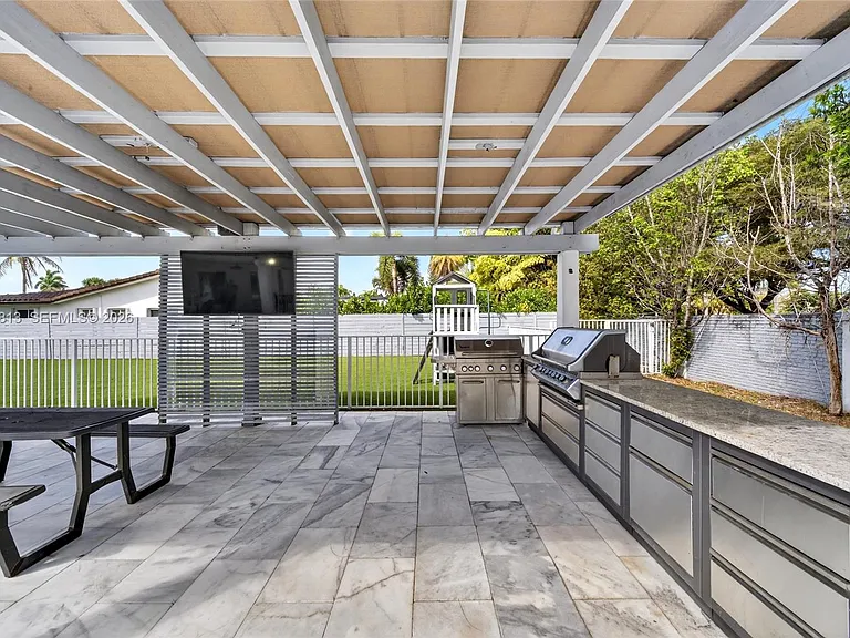 11951 SW 120th Ter — Photo 39