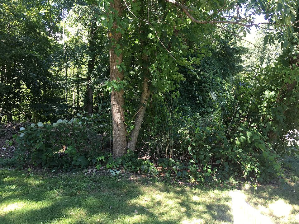 1st image of 17 Tanglewood Dr