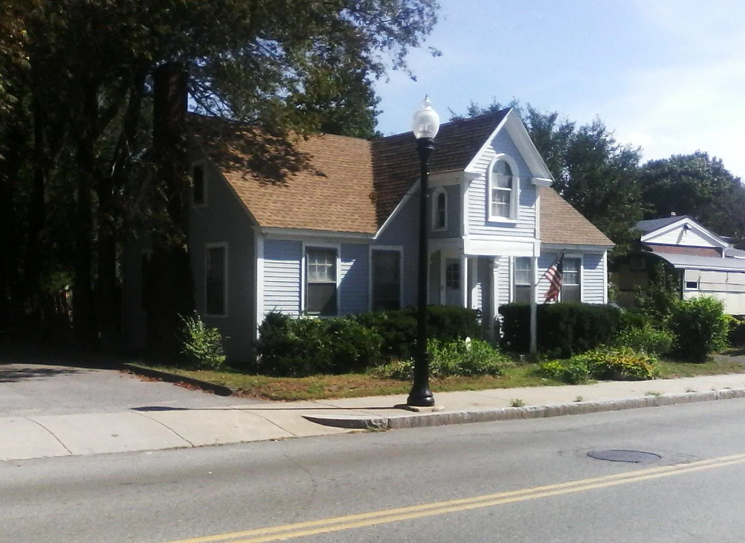 Studio, 235 sqft, $1,250 — Photo 3