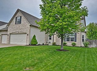 11292 Rainbow Falls Ln, Fishers, IN 46037