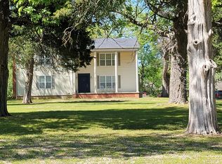 1515 W Maple St, Columbus, KS 66725