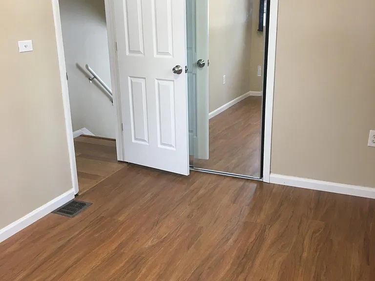 39234 N Garnett Ave — Photo 10
