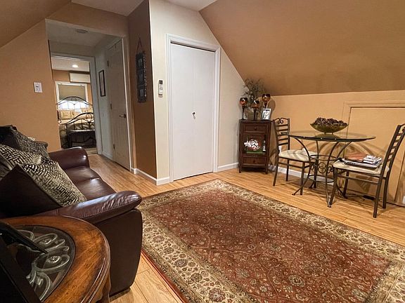 2nd image of 100 Lockwood Ave