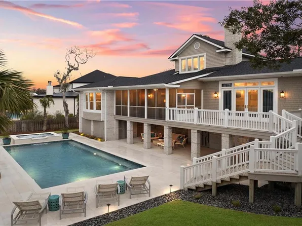 813 Hamilton Landing Dr, Saint Simons Island, GA 31522