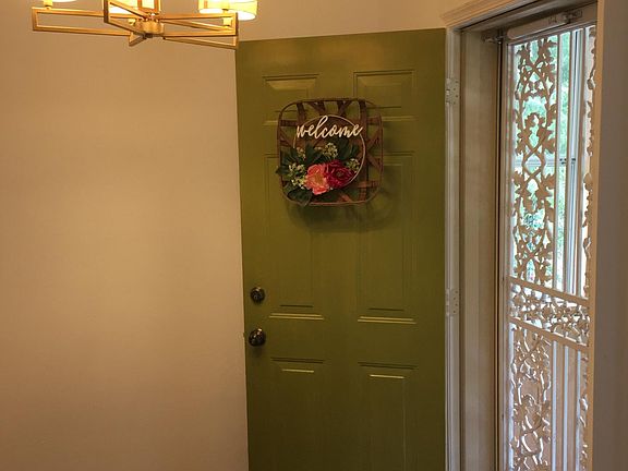 3rd image of 15263 Hilldale Ave