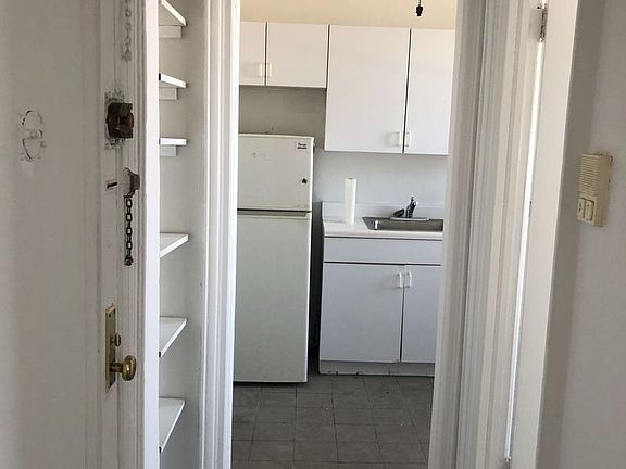 3rd image of 25-05 41st St #B3
