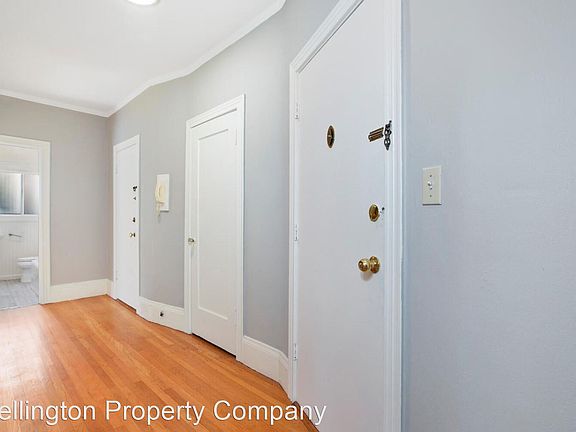 5th image of 817 Erie St #1