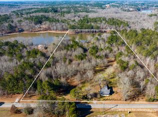 447 Lester Rd, Fayetteville, GA 30215