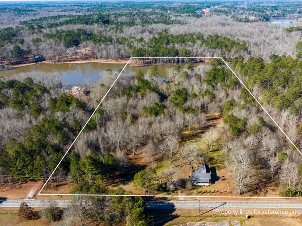 447 Lester Rd, Fayetteville, GA 30215
