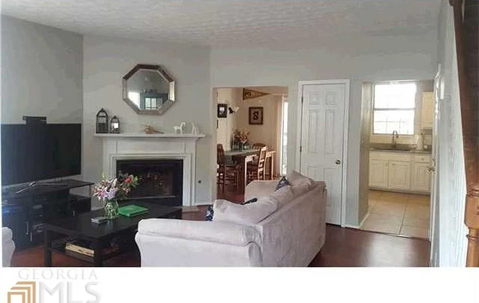 Building Photo - 1201 Wedgewood Ct
