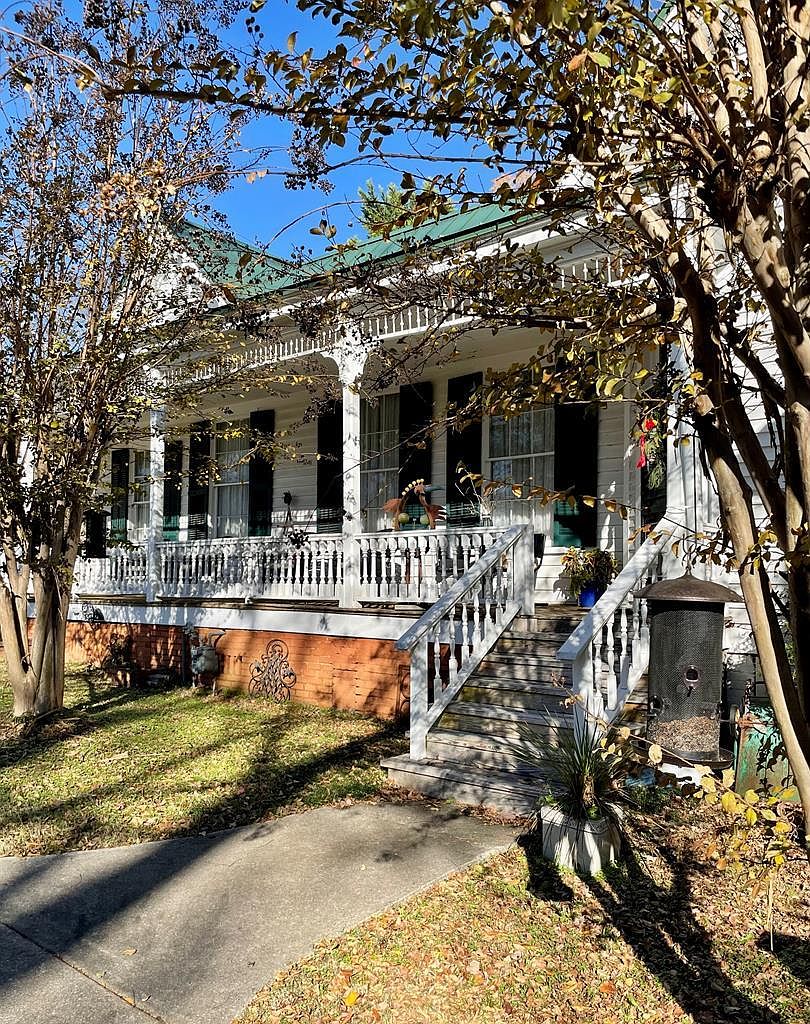 104 Greenville St, Abbeville, SC 29620 Zillow