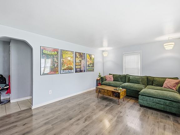 5th image of 17824 Bock Rd