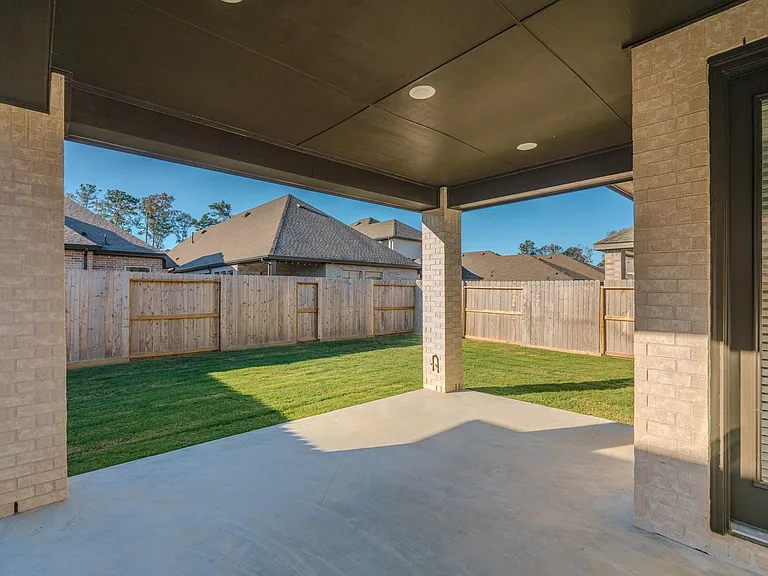 7342 Lake Arrowhead Ln — Photo 28