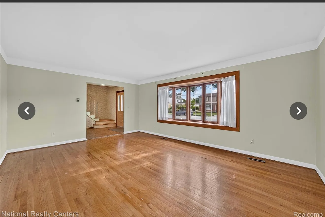 4 bed, 2787 sqft, $2,500 — Photo 1