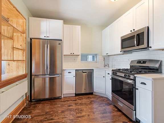 5th image of 3829 N Sawyer Ave #1