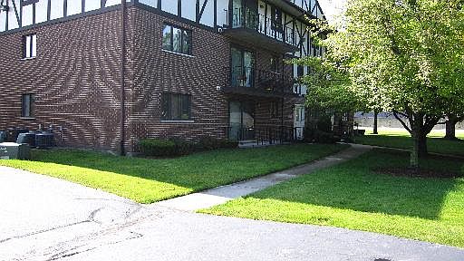 1st image of 11042 Theresa Cir #1A