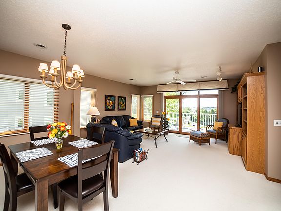 5th image of 24094 187th St Unit 27