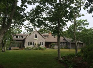 125 Middle Point Rd, West Tisbury, MA 02575