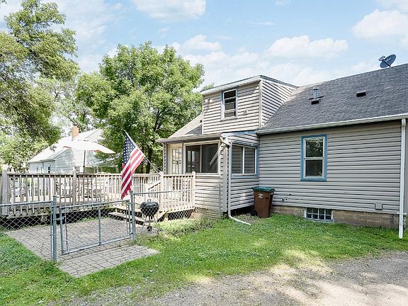 3rd image of 6831 10th St N