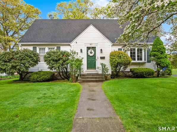 27 Theroux Avenue, Waterbury, CT 06708