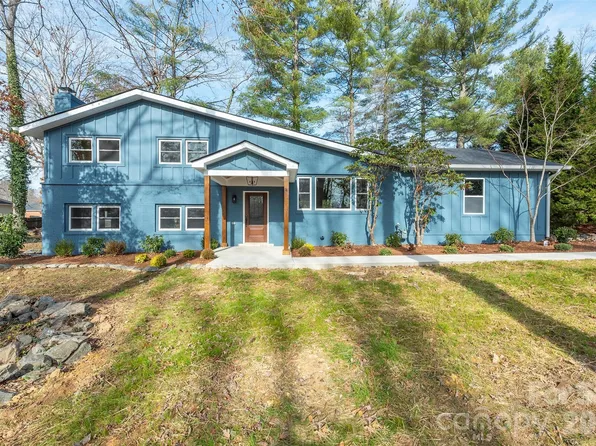 524 Pineland Rd, Hendersonville, NC 28792