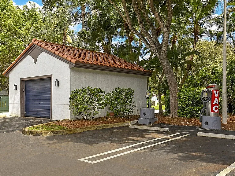 Car Wash Area
