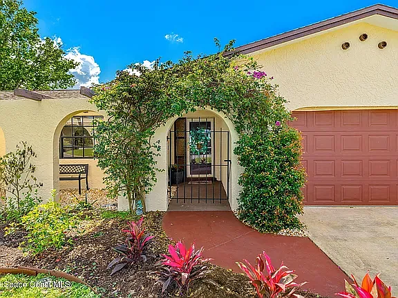 4 bed, 1607 sqft, $950 — Photo 2