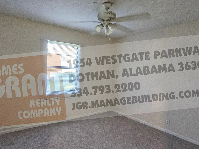 306 Mustang Dr — Photo 19