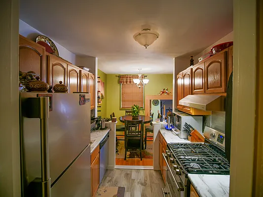 Sold by Keller Williams Realty Empire | media 17