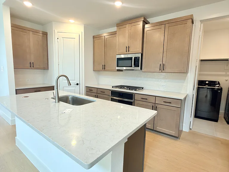 7324 Confetti Ln — Photo 13