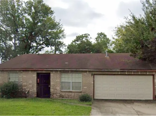 8754 Guinevere St, Houston, TX 77029