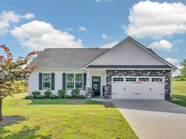 108 Smith Dr, Pelzer, SC 29669