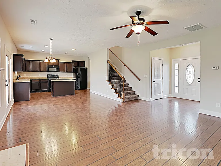 1257 Morstead Dr — Photo 3