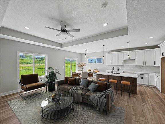 4th image of 2935 Lake Hill Dr