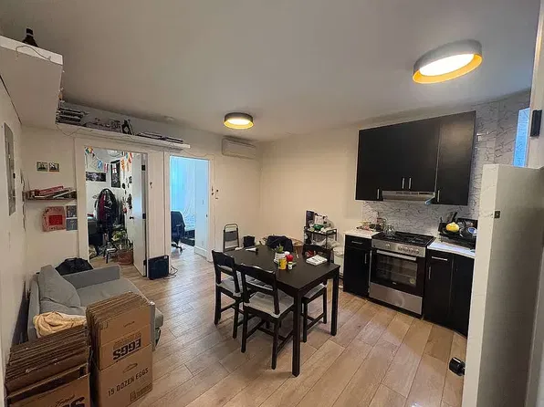38 Cooper St, Brooklyn, NY