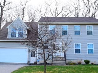 28 Woodbury St, Portland, ME 04103