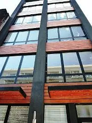 100 Gold Street in Vinegar Hill