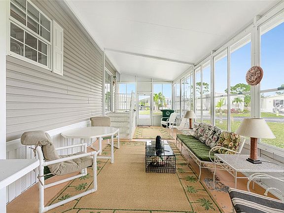 3rd image of 7348 Swinton Ave