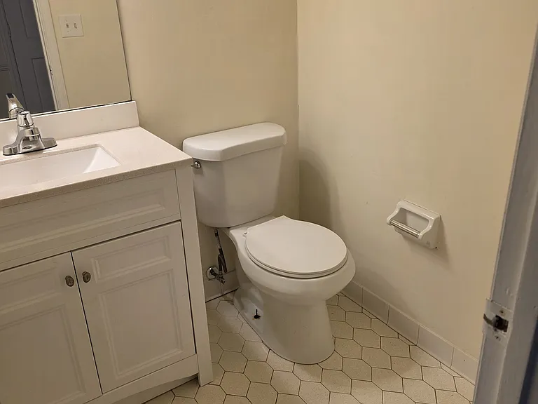 4500 Shannon Blvd — Photo 4
